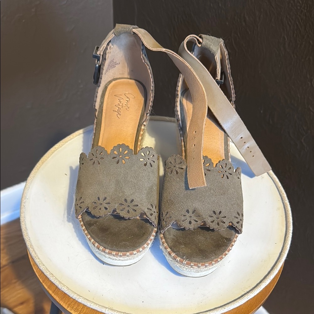 Crown Vintage Brown Espadrilles with Open Toe and Slingback Design